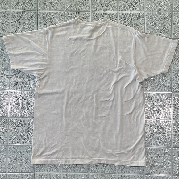 Men’s Graphic Tee Escape From New York Kurt Russell Cream And Brown Size Large - Picture 3 of 3